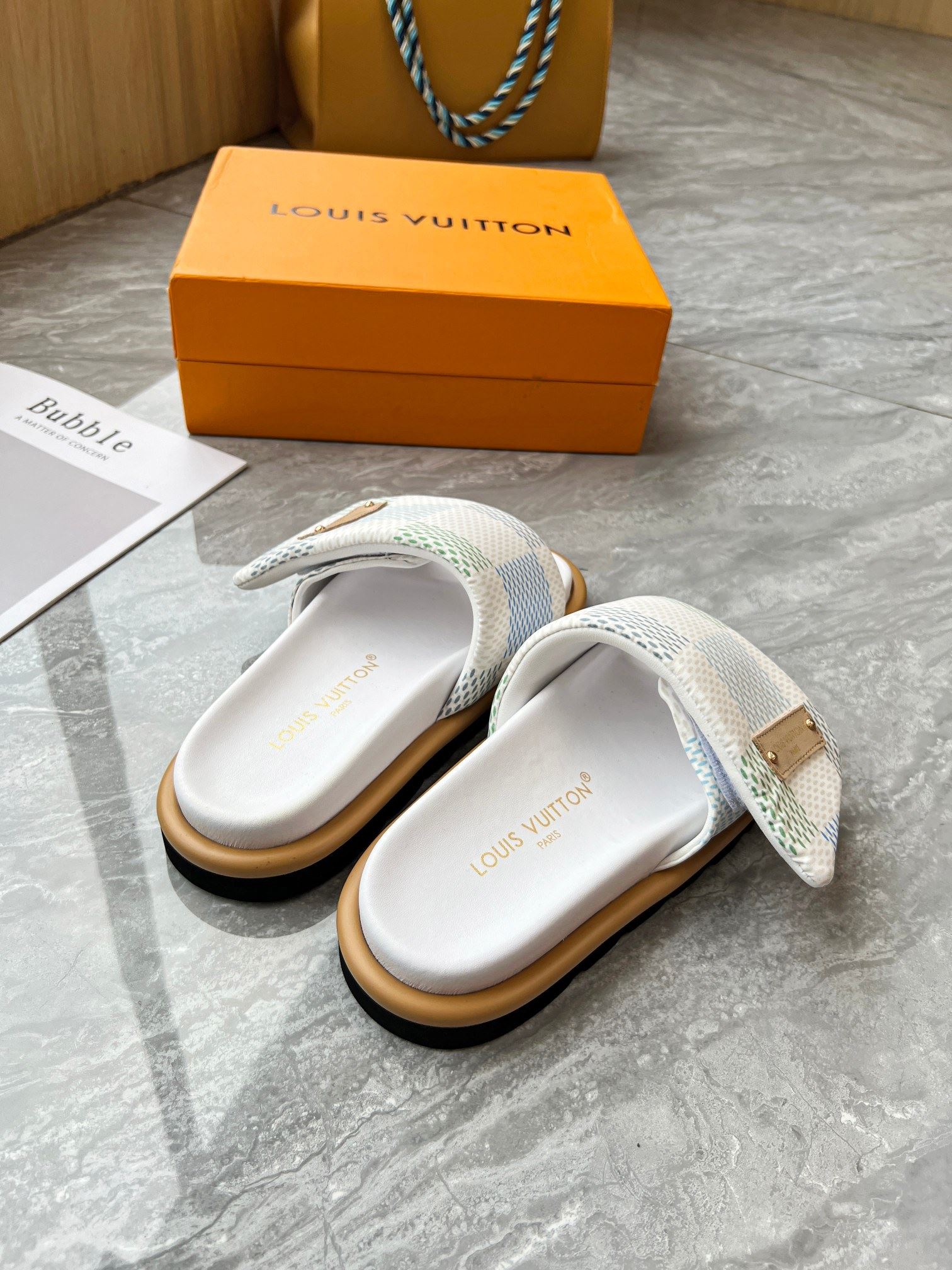 Louis Vuitton Slippers